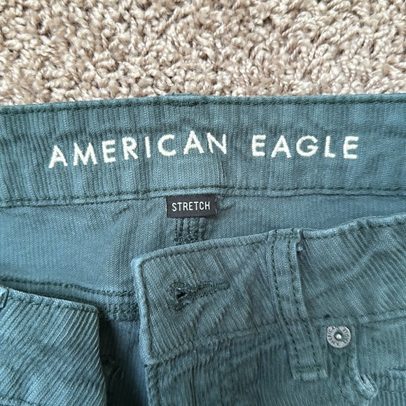 American Eagle Corduroy Mom Jeans Green - Picture 11 of 11